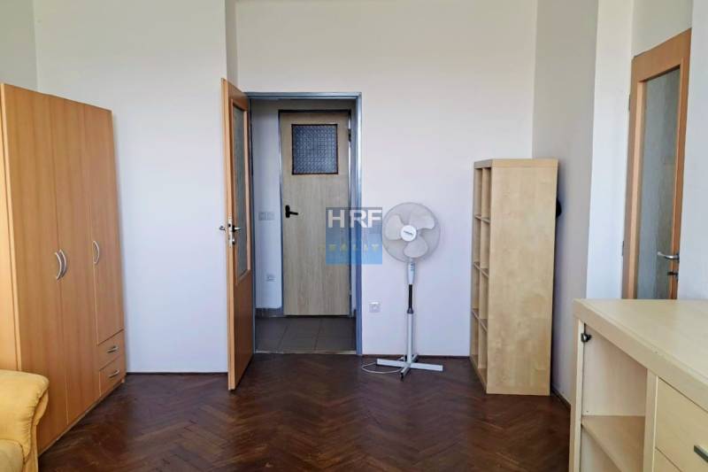 WhatsApp Image 2023-03-22 at 11.25.58 (2).jpeg